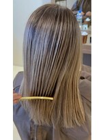 アクトワン(Act.1)&nbsp;シャドールーツ×ベージュ