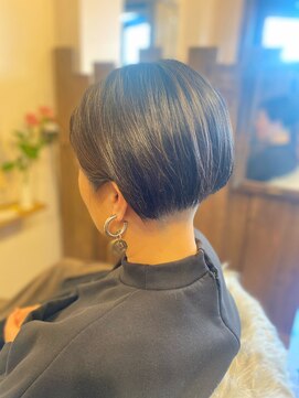 スノードロップ(SNOW DROP) 40代50代×ツーブロック風ショートボブ×ナチュラルブラック