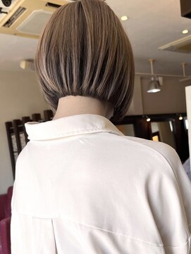 ハーティー 美容室(HEARTY) インナーカラーボブ