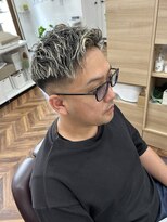 ヒカリ バイ イサミ 西川口(Hikari by ISAMI)&nbsp;韓国マッシュスペインカールスパイキーショート〈理容室〉西川口