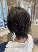 ショートウルフで軽みえスタイル