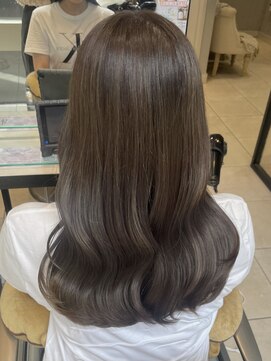 ネオリーブギンザ 銀座店(Neolive GINZA) 透明感オリーブベージュ【銀座】