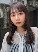 顔周りレイヤーカットくびれヘアミルクティーベージュカラー