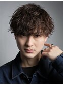 波巻きツイストスパイラルマッシュツーブロック前髪有りカット