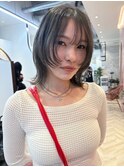 ミディアム顔周りレイヤーウルフレイヤーくびれヘア