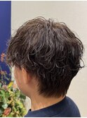 波巻きツイスパ仙台美容室サーフカールフェザーショート刈り上げ