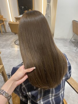 ロロネー(Lolonois) beige からー