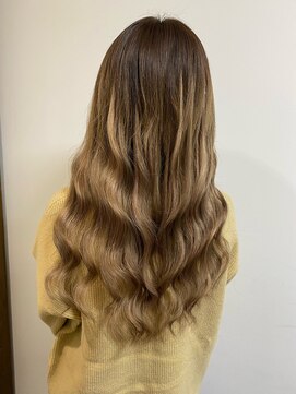 ガルボ ヘアー(garbo hair) 艶髪　プルエクステ　ロングカラー