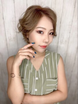 セシル ヘアー(Cecil hair) ハイトーンショート