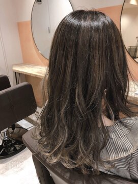 エイトオーミヤ 大宮店(EIGHT omiya) グレー+ベージュ+アッシュ+　　３