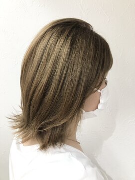 ヘアースタジオ ゼン(hair studio Zen) ハイトーンベージュ【MAYURI】