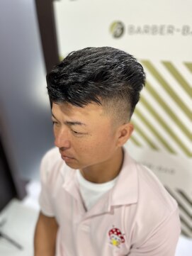 バーバーバー 都賀(BARBER-BAR) フェードカットサイド