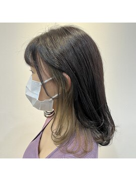 イーチ ディー ヘアーアンドトータルビューティー(each dee hair&total beauty) クリアシルバーインナーカラー/ダブルカラー