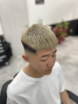 ベガ(VEGA) スキンフェード・クロップ