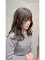 ヘアーアンドケアブラスト(HAIR CARE Blast) 20代/30代/グレージュ/ブリーチ/韓国/顔周りカット/レイヤー