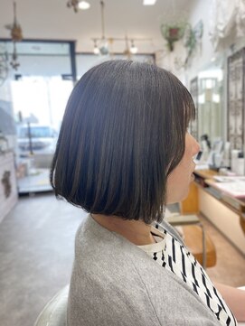 ターミナル ネクスト ディパーチャー(TERMINAL Next departure) 束間前下がりボブ