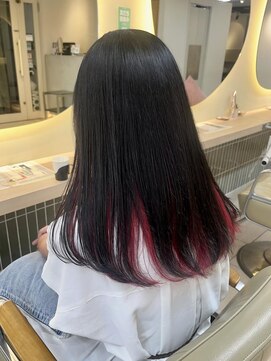 テトラ バイ ネオリーブ 横浜西口店(tetra by neolive) ブリーチ デザインカラー インナーカラー レッド