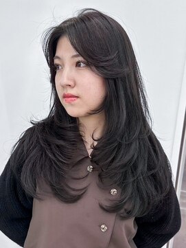 アイティーバイアルバム 藤沢店(IT by ALBUM) オリーブカラー透明感カラーウルフレイヤーロング_ba498541