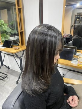 エミュー(Emu) コントラストハイライト☆