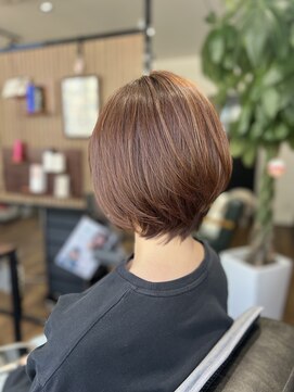 シマシマ(SHIMA SHIMA) .グラデーションボブ