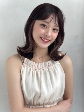 ザックラフィネ(ZACC raffine) ミディアムヘア/ミディアムレイヤー/インナーカラー/暖色/前髪