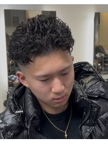 イーラ アメ村店(era)&nbsp;極道パーマ　ツイストスパイラル眉カットメンズパーマ