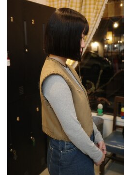 チャプター 問屋町(chapter) 髪質改善トリートメントミニボブヘイリーボブ切りっぱなしボブ