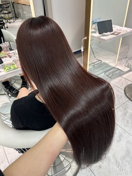 ロンドルピナス 小倉(Lond Lupinus) ミディアムレイヤーカット/似合わせカット/大人ガーリー/20代