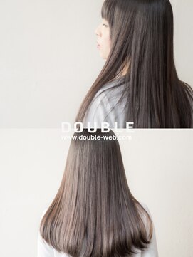 ダブル(DOUBLE) 潔いストレートロングだから叶うモードな大人髪