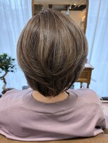 ラナ(LANA) 白髪を活かした明るめオリーブグレージュ!