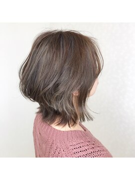 ヘアーアンドメイク ドレス(DRESS) ウィービングハイライト  アッシュカラー