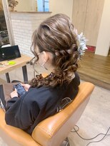ヘアデザインハレ(hair design HARE)&nbsp;卒業式のスーパーロング編み下ろし