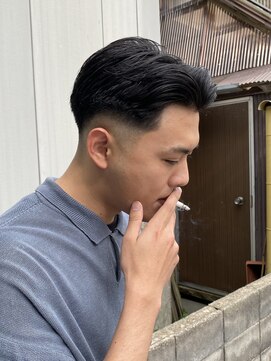 ウェルネス(Wellness) ローフェイドかきあげオールバックスタイル