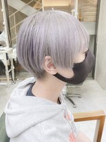 デイズ(days)&nbsp;シルバーカラーマッシュウルフショート　ブリーチカラー