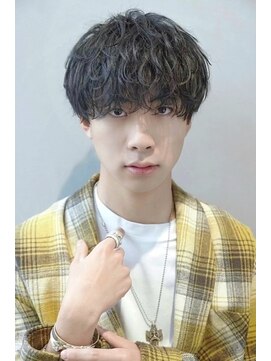 ゴールドシブヤ(GOALD SHIBUYA) 緩め波パーマ