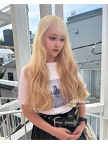 ベティ(Bettie)&nbsp;ホワイトブロンド　ブリーチ抜きっぱなし