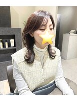 シーナ(Shiina)&nbsp;大人かわいいミディアムレイヤースタイル