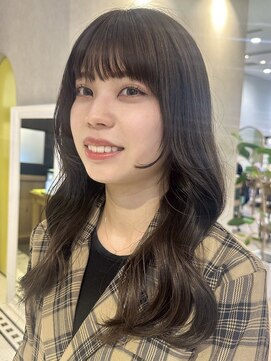 ザザ シンジュク(ZA/ZA shinjuku) 赤味を決して艶グレージュ