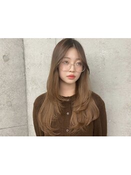 クセや毛流れを生かしながら、細部まで手を抜かない計算されたカットで垢抜けHairを造る。