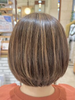 ヘアメイク パッセージ(hair make passage)の写真/白髪ぼかしもOK！白髪でも明るく染められる♪大人女性の為のファッションカラーで、周りと差をつける☆
