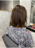 夏カラー　ハイライトアッシュベージュ　くびれボブ