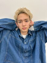 ヒュー 広島(HEW)&nbsp;マッシュウルフ/短髪黒髪/ツーブロック/刈り上げ/センターパート