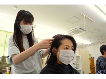 太郎&花子 峰山店の写真/明るく相談しやすい雰囲気が人気の秘密♪女性ならではの細やかな気遣いであなたのなりたいを叶えてくれる★