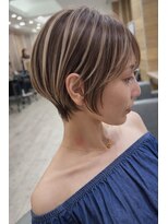 ジゼルアライ(gisele arai)&nbsp;大人上品ショートボブ×繊細ハイライト