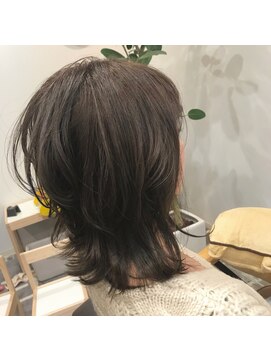 リッカ(LYCKA) 【LYCKA】ベージュウルフボブ