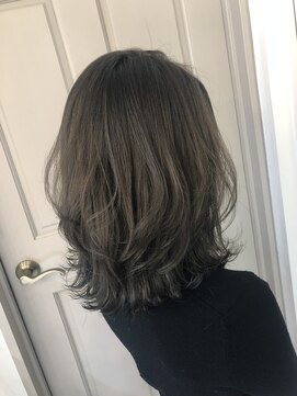 ロンドアベニール 北千住(Lond avenir) 【Lond avenir本田奈穂美】柔らかお洒落ウェーブセミディ