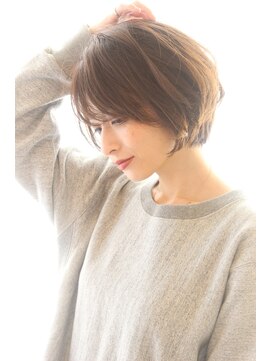 レウナ 外苑前(Reuna) 30代40代人気 お手入れ簡単丸みが可愛いボブ
