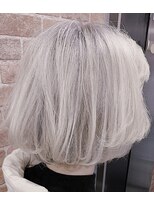センシズヘアーデザイン 八王子(SENSES hair design) white blond