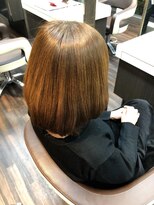 マニス(manis)&nbsp;ハニーベージュ髪質改善ナチュラルボブストレートヘア