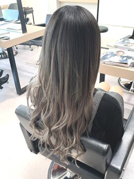 ルミネート 日暮里店(Ruminate) グレーグラデーション【日暮里/西日暮里/シールエクステ】